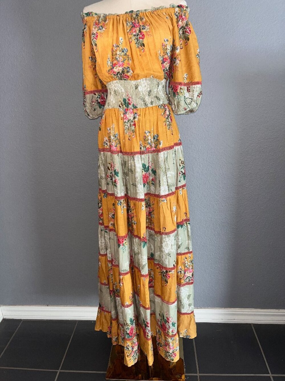NWT NJ Couture Paris Floral Boho Tiered Off Shoulder Maxi Dress Size Large L